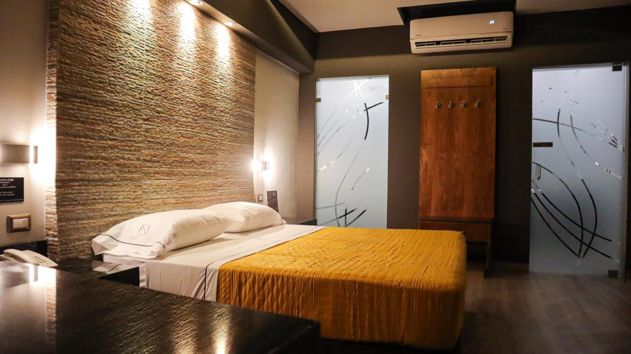 Hotel Myst. Monterrey Eksteriør bilde